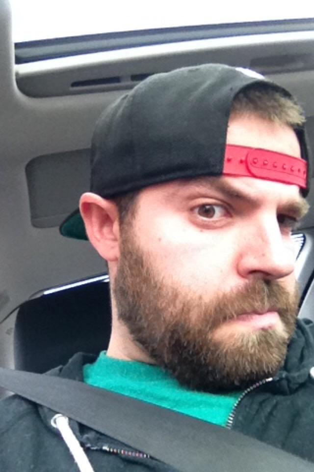 TheSaadfather20's tweet photo. Oh shit, covers blown. #playoffbeard #alwaysbeard http://t.co/wNS5Hjy6z7