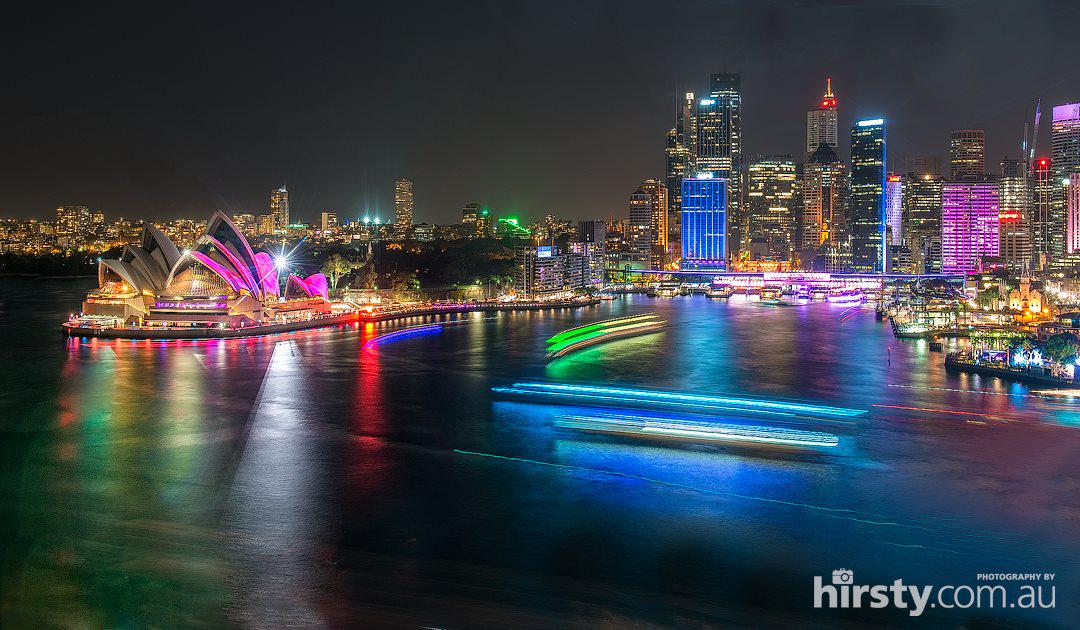 VividSydney's tweet photo. Let there be Light, Music, and Ideas! #vividsydney 

Credit: @hirstyphotos http://t.co/R6YZdGU96j