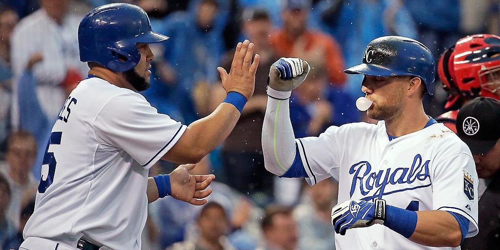 Royals's tweet photo. Alex Gordon can CRUSH. http://t.co/AgysjaNNwf #ForeverRoyal http://t.co/V9POTNwYeC