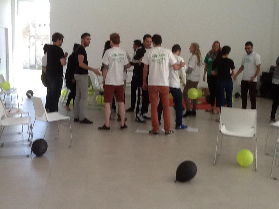 SWdunkerque's tweet image. Règles d'une startup en rose : plaisr, attention,générosité, remerciement optimisme, sincérité by @LilyGros #swdk