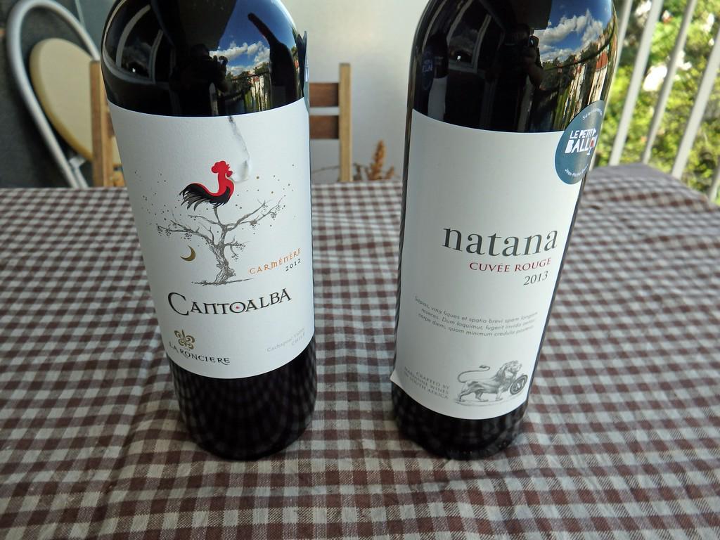 Hipster_Moderne's tweet photo. RT une sélection qui fait voyager @leptitballonbdx 
=>http://t.co/C6w9LljrTK 
#wine #winelover #winebox http://t.co/x3Ryv4qkOA