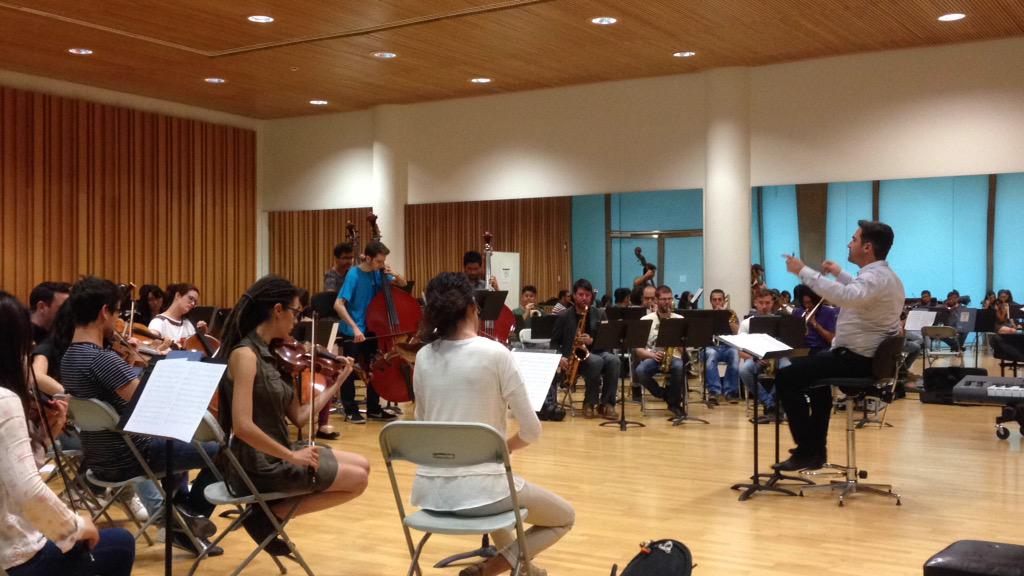 FSaalfeld_Music's tweet photo. Comenzó el ensayo! #JazzParaElAutismo @mautismo @Joemidnights #Jazz #valencia http://t.co/CqSAjUHSOD