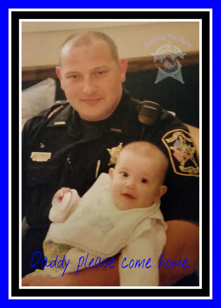 STS_PTSD's tweet photo. Always fight to get home.
@BehindRedSerge @ColoradoFOP @HTBCamp @PTSDcan #PTSDawareness #policekids #thineblueline http://t.co/cBTr4oBAP6