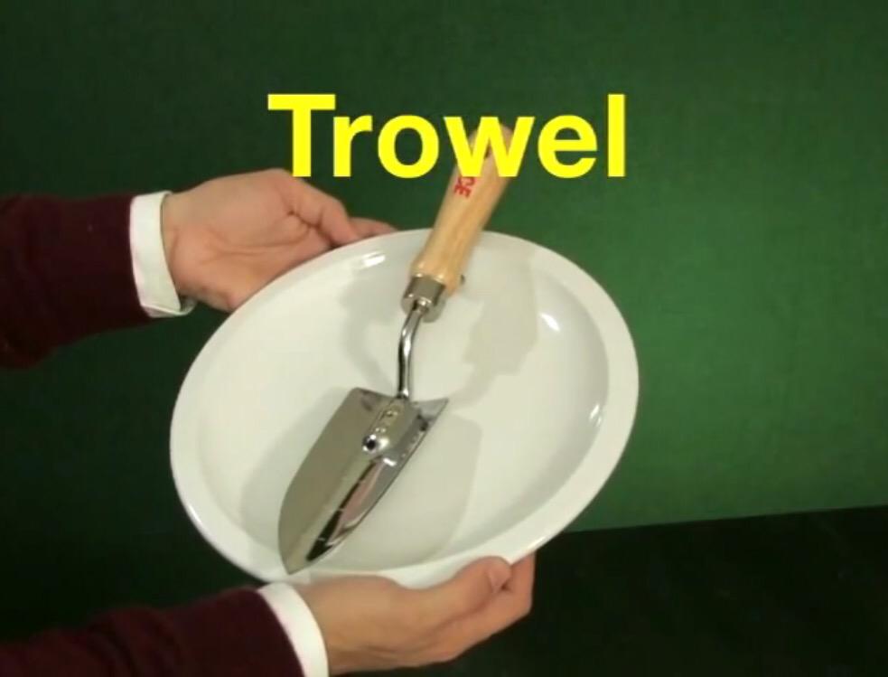 mitchellsstudy's tweet image. It's a trowel. I can't believe you trowel....no one can