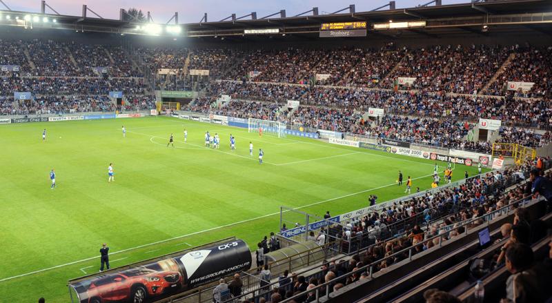 RCSA's tweet photo. Retrouvez les plus belles photos de la soirée de vendredi. #RCSAUSC https://t.co/nUuXF9kriI http://t.co/8Iy2XiD1DI