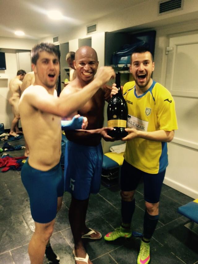 Nestorovski and teammates celebrate promotion Nestorovski and teammates celebrate promotion