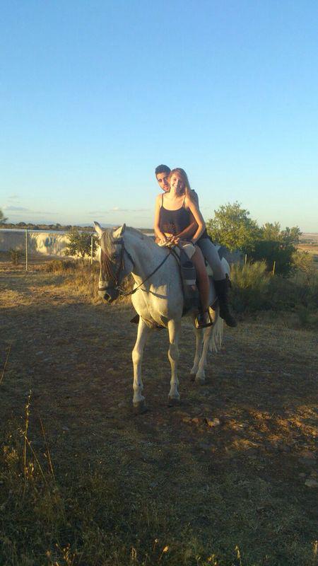 Arufiangel's tweet photo. @LiquiG  Buenisimos días princesita :) a por el domingo con todas tus fuerzas !!! http://t.co/YiGllisxWc