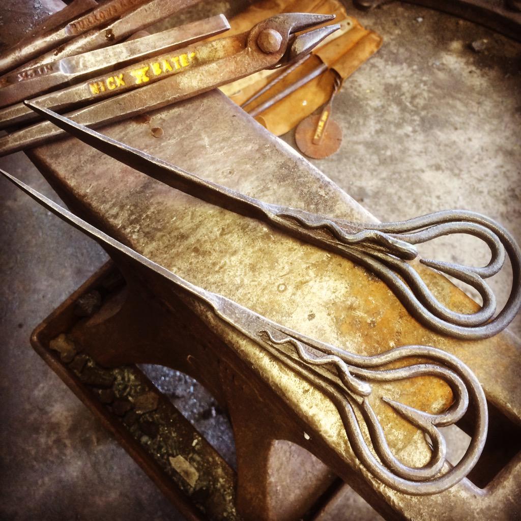 Blacksmithnik's tweet image. #Devon2015 #devonshow #blacksmith #blacksmithing instagram.com/p/3Ds-yMBgoW/
