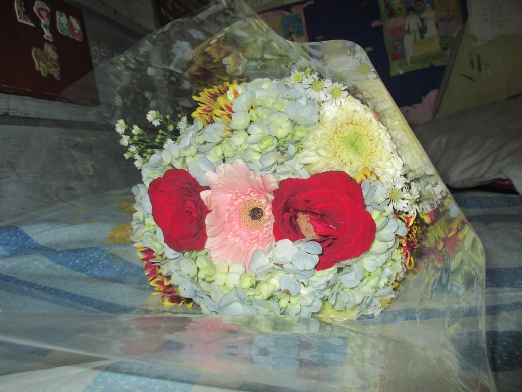 jahendah's tweet photo. Terima kasih untk @madengakan  @Anditadit serta anggota HIMA AKP periode 2014 - 2015 yg telah memberikan surprise ini http://t.co/uIEHfo9a1u