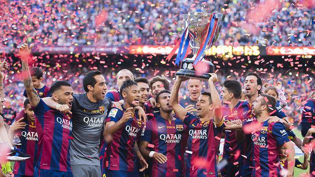 FCBarcelona_es's tweet photo. Revive ahora como fue la celebración por el título de Liga 2014/15  http://t.co/rKe5Dnpbhl #CampionsFCB http://t.co/aXscCenxCP