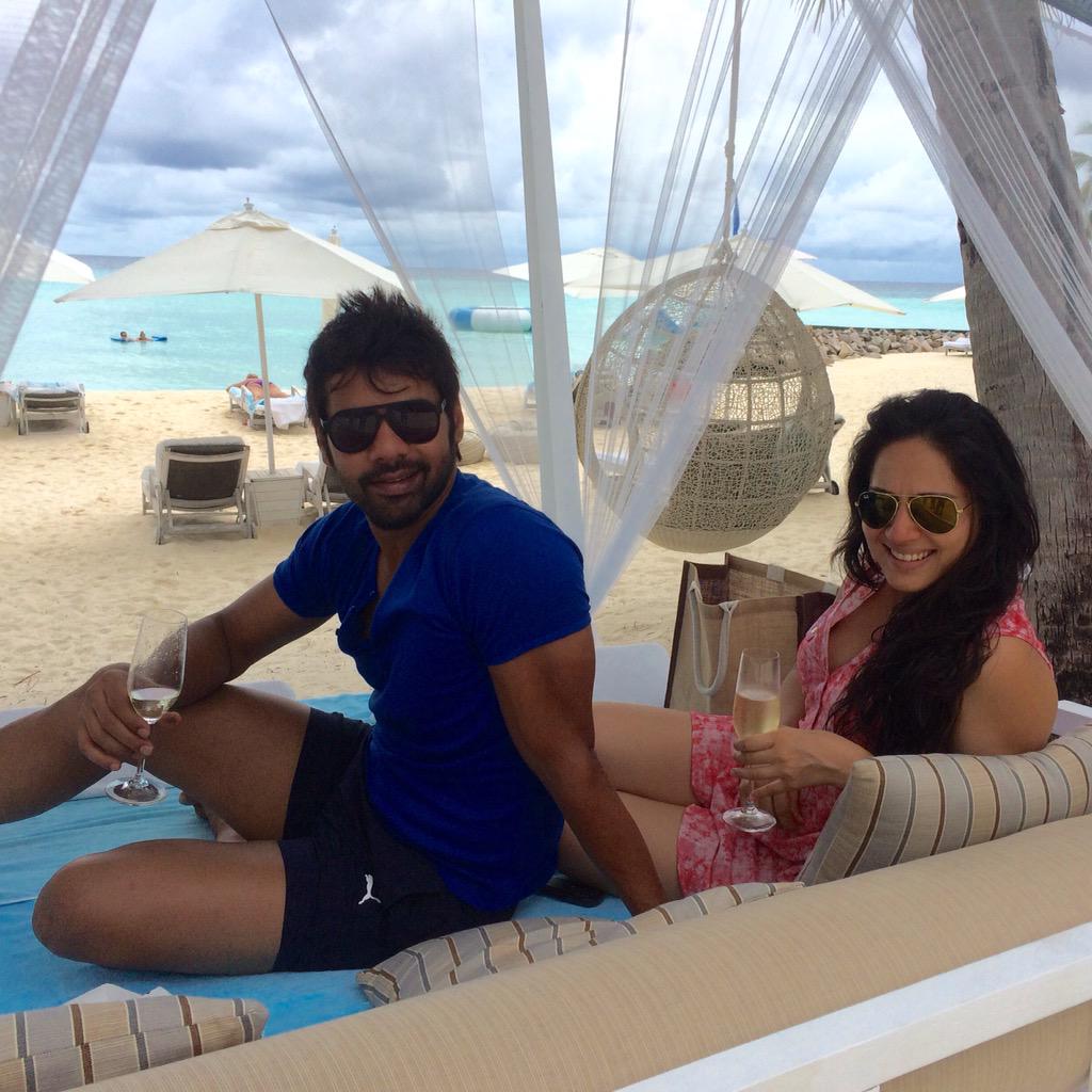 SHABIRAHLUWALIA's tweet photo. #postdive #happybirthday #mylove #bettertogether #holiday #paradise  #perfect #lovingit #awesomeness @KANCHIKAUL http://t.co/6NMi1thaHU