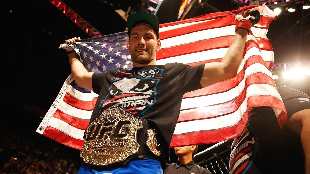 UFCONFOX's tweet photo. Chris Weidman wants his next fight at Madison Square Garden in New York http://t.co/lPwlFRDon7 #UFC187 http://t.co/ZPsA4odwsN
