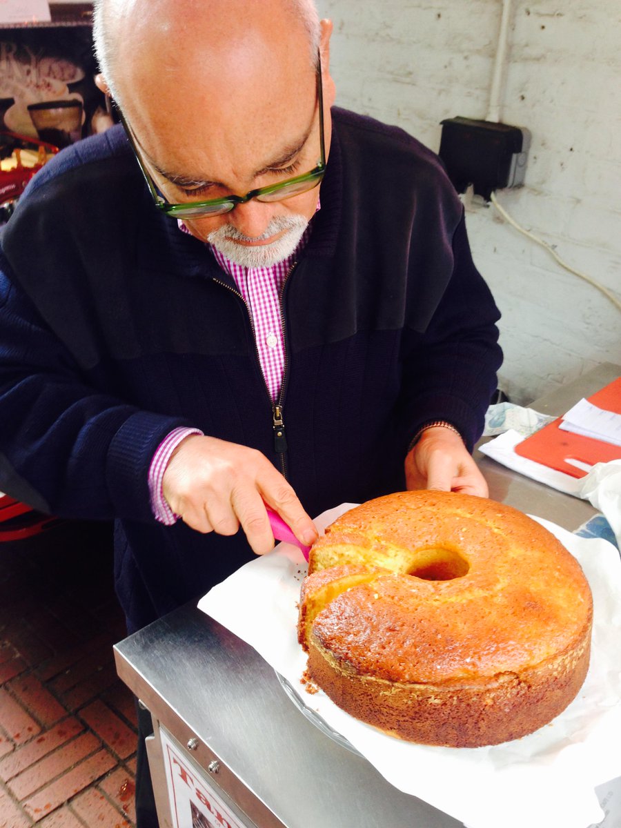 BuckleMedia's tweet photo. Amazing cake with arguably the best coffee in #London @GhassanAkar at Tania's Of #Hampstead 12 Heath Street, NW3 6TE http://t.co/bnEGEJNY4t
