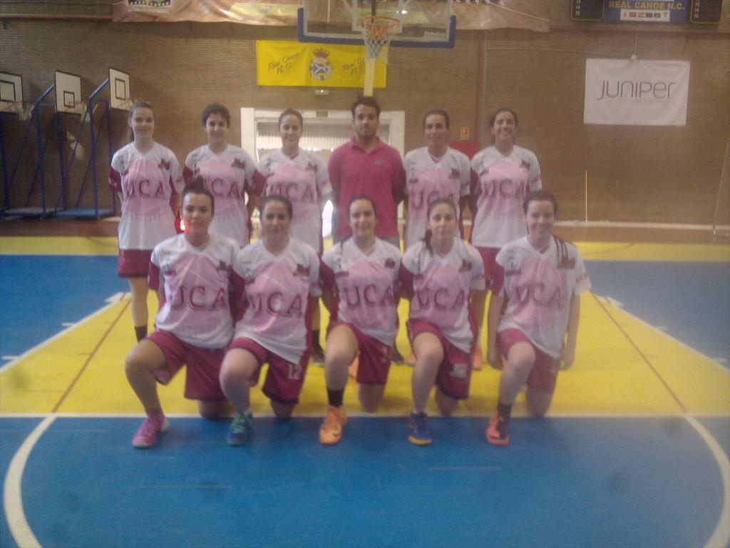 TomasMorenoGorr's tweet photo. Felicitar todas las jugadoras y @mbenrique por lo vivido en la #FaseAscensoLF2 Al que da todo no se le puede pedir + http://t.co/3lLxPiFSak