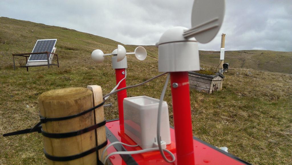 InnovatorsCHS's tweet photo. #PiView @Raspberry_Pi  weather station maintenance scheduled for Friday 29th May.
http://t.co/pY2OxtxC2A http://t.co/10X57UjR0V