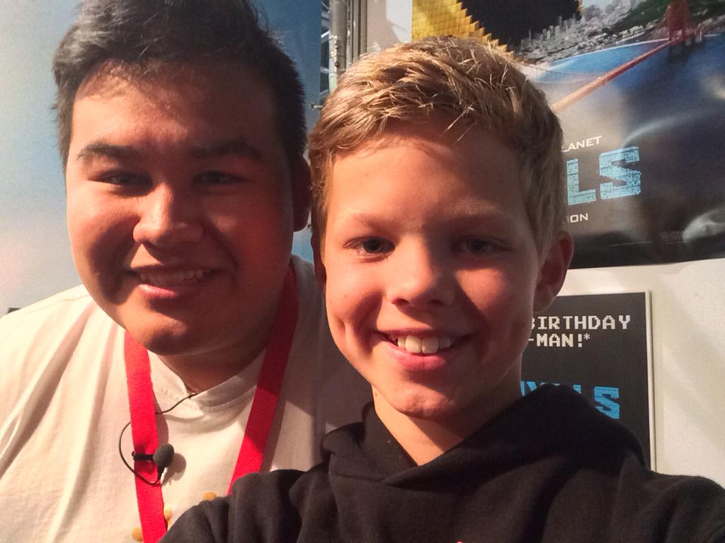 maxlooman's tweet photo. Gisteren op de foto met @KOOLEIN! Cool! #DYTG2015 helaas niet met @Enzoknol.... http://t.co/7LWQYmUXK6