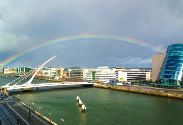 Rainbows appeared over Dublin as Ireland voted yes for same-sex marriage i100.io/WLUoZSI