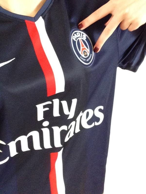 junecdr's tweet photo. #tousParis #EiffelSign #ICICESTPARIS http://t.co/npxutbW4F0