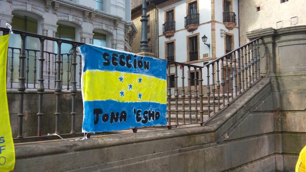 SeccionJonaesho's tweet photo. #OviedoAmarillo @Jonaaa9 http://t.co/13eLocAees