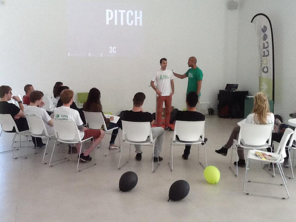 SWdunkerque's tweet image. 3 règles d'un pitch qui fait la différence by @kwasi : #concis, #clarifiant  #swdk