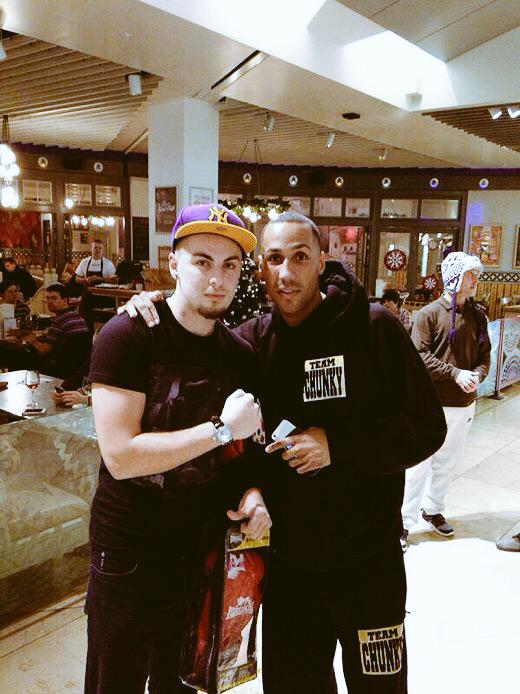 JoeyCoastMan's tweet photo. Me and the new IBF super middleweight champion of the world @jamesdegale1 in Bluewater. #FromThatToThis #TeamChunky http://t.co/RGYNHxlAWc