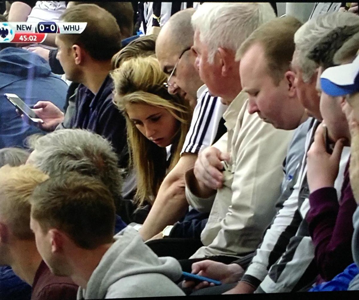 worldsoccertalk's tweet photo. HT: #NUFC 0-0 #WHUFC. As it stands, #NUFC are still in the #EPL next season. Will they be able to hang on? #NEWWHU http://t.co/PTGGLrU4vT