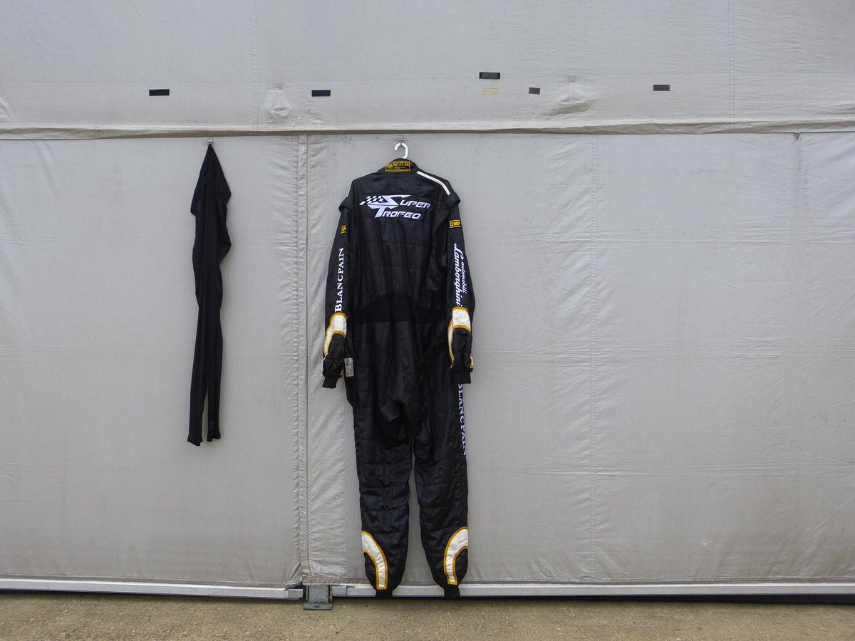 LamborghiniSC's tweet photo. Good job drivers, #SuperTrofeo is gonna be back in a few weeks #LSTEU http://t.co/xf8yeZxoZc