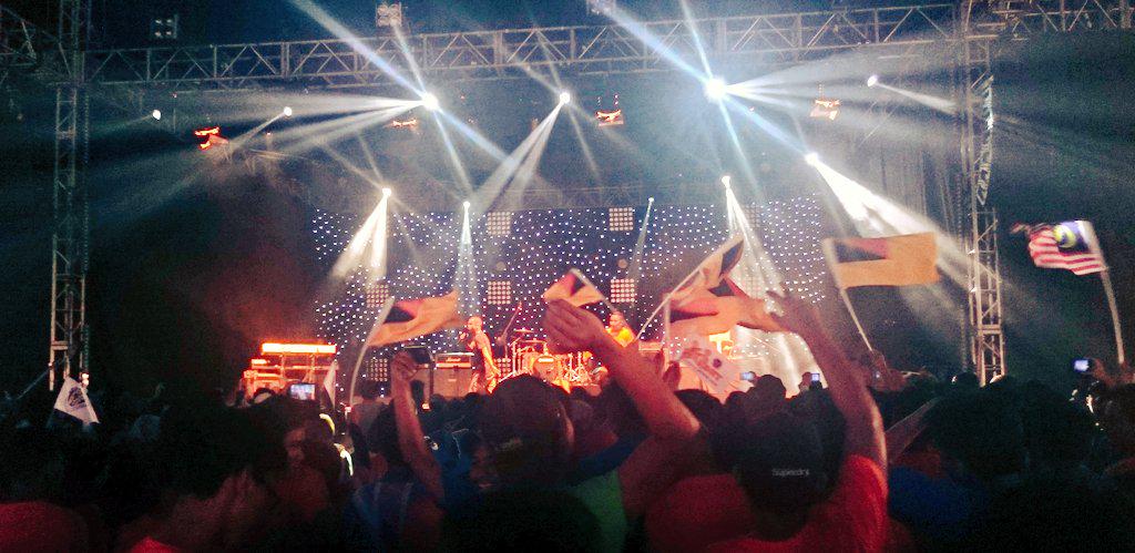 HBN2016's tweet photo. The atmosphere is electric at Pentas Utara! IM4Ufm is showcasing different artists here. #FBP15 http://t.co/KVnEHYlcab