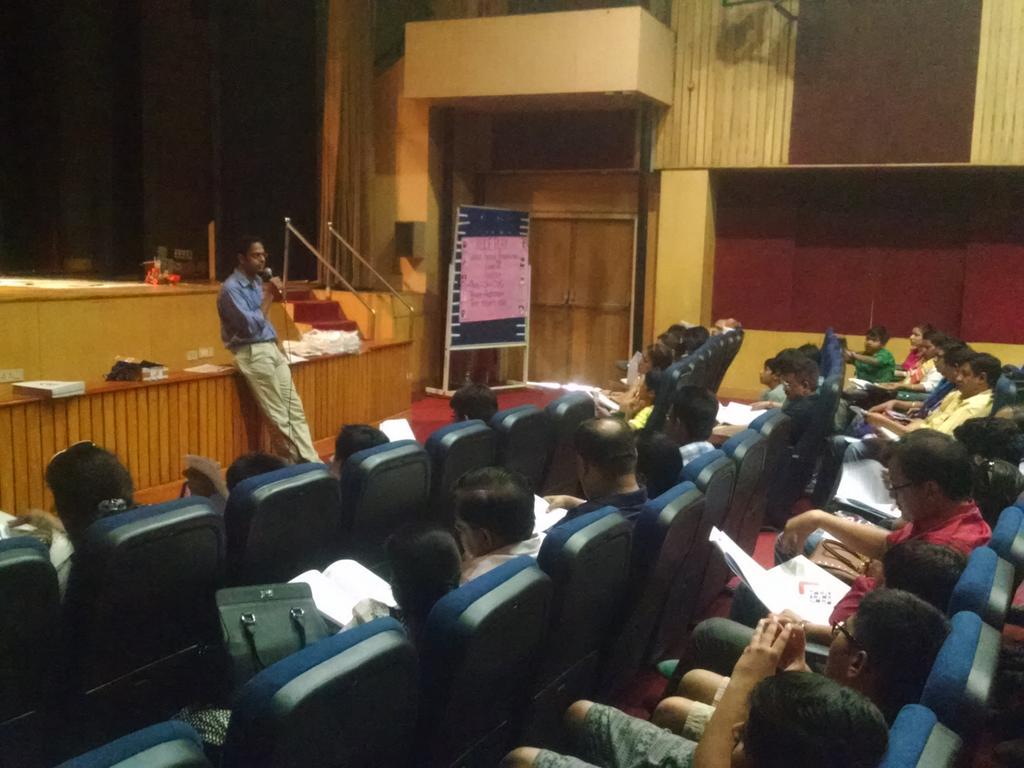 tarunb's tweet photo. Orientation for @IRCLeague done - #MakeInIndia ready to shine Washington http://t.co/r0Y2Zjn9QA