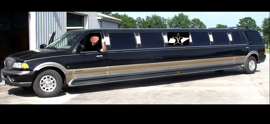 Trufco's tweet photo. @lalsentzer @VandyBaseball Finally passed my #CDLtest ... #Heading2Hoover #ButchLovesTheDores #AllAboard #AnchorDown http://t.co/gjQZrP5nMm