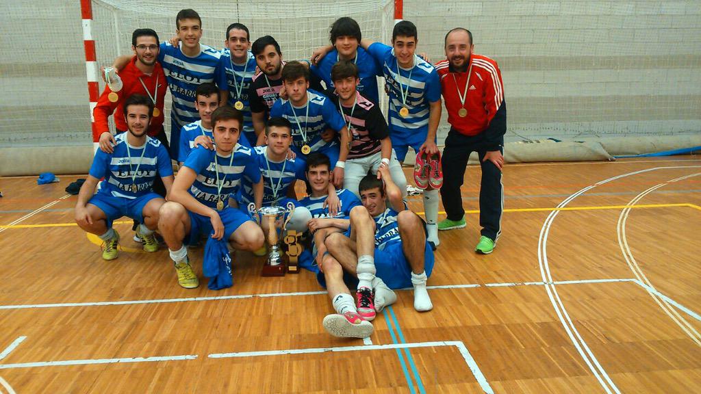 FrenteGruista's tweet photo. Continúa la dictadura fruís ta Gijón el Llano 2-6 @EloyLaBarraFS QUE GRANDES!!! SOIS EL FUTURO FULANOS #GoGruas http://t.co/g6GPfXwZUa