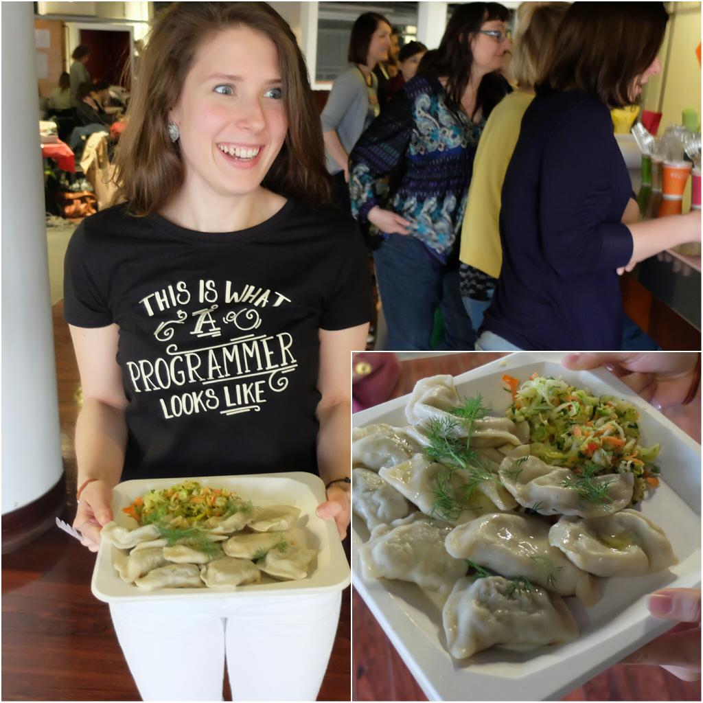 DjangoGirlsWaw's tweet image. It&apos;s lunchtime at #djangogirls! #thisiswhataprogrammerlookslike #pierogi