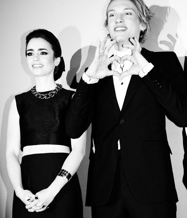 bindvrlove's tweet photo. JAMIE BOWER AND LILY COLLINS ARE GOALS http://t.co/8YCAcbHKEA