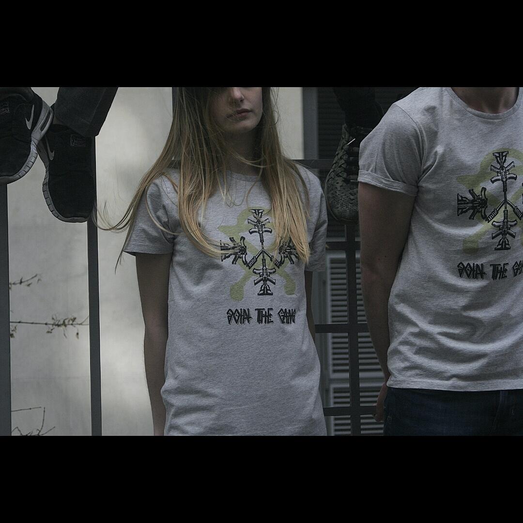JTGsquad's tweet photo. Le concours continue jusqu'à Mardi ! 
RT le tweet concerné et tente de gagner un tee-shirt ! 

#JOINTHEGANG http://t.co/zAOkbPFEiU