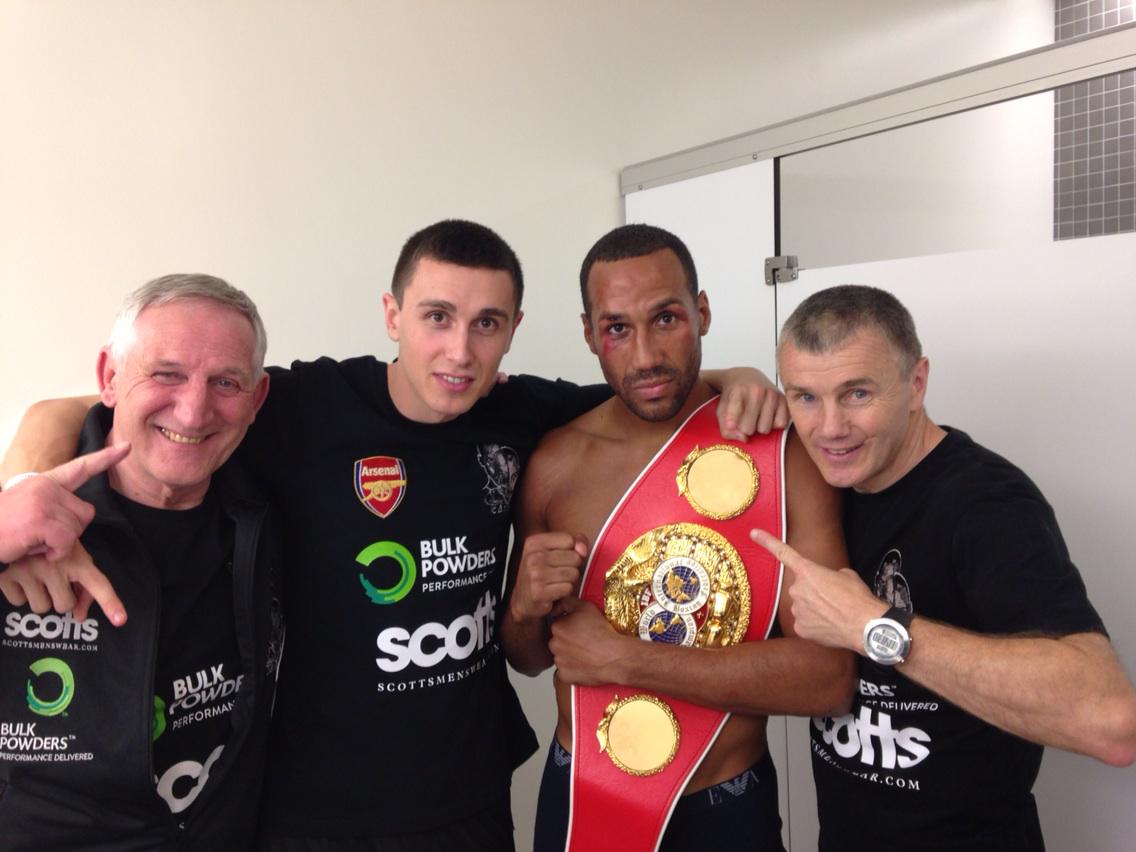 JimmyMacJnr's tweet photo. #TeamChunky #AndTheNew #Boxing #DegaleDirrell @jamesdegale1 http://t.co/irqNknTyrb