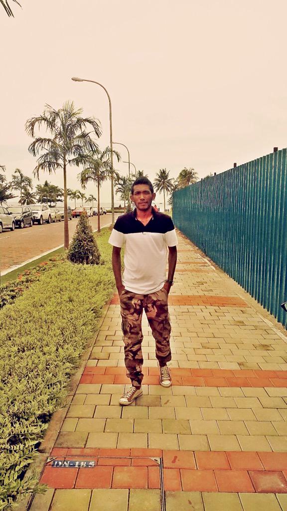 RizalBilly's tweet photo. Holiday in bintan resort http://t.co/mKpeWOm8hN