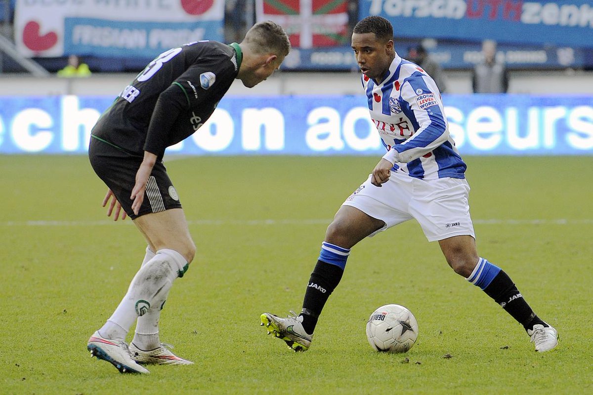 TjerkstraMedia's tweet image. Simon #Thern ontbreekt bij #scHeerenveen . Lerin #Duarte speelt. #feyhee