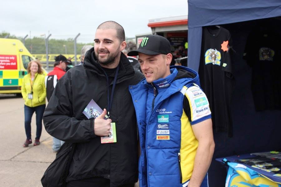 LowesTwins's tweet photo. @alexlowes22 & his fans @DoningtonParkUK @WorldSBK #GoLowes #22
( pics by @MarkKelly5508 )
@CORINNEPOWELL http://t.co/1adAtgL1A5