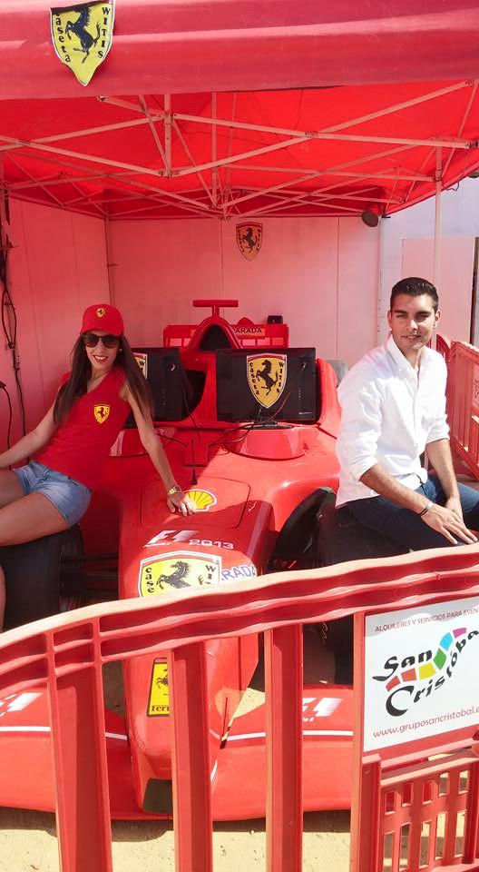 AmandaGuzm's tweet photo. Con mi peque @nanoguitarrista en mi #Ferrari  #CasetaLosWitis #Feria http://t.co/nxLetpD27E