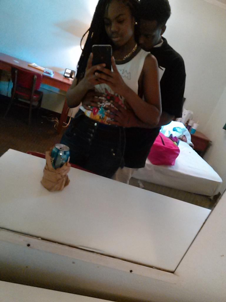 BadaxxKayKay's tweet image. Oowee... We Done Been Through Hell &amp;amp;&amp;amp; Back But That's Bae.!!
#Mr.&amp;amp;&amp;amp;Mrs. #King&amp;amp;&amp;amp;Queen #WeStillAtIt.
