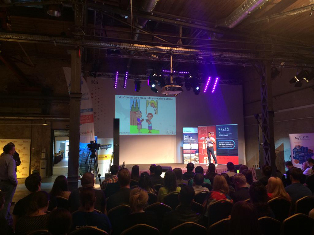 paintbotstartup's tweet photo. Here we go! @RosPavloff presentating our startup PaintBot #SWRiga http://t.co/AgwadO9S9j