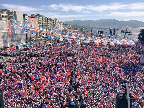 abdulbaricelik's tweet photo. İzmir Tamam İnşaallah... http://t.co/lSOohN3Dp2