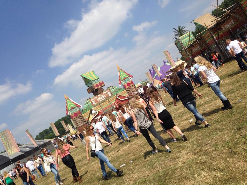 We zijn los! Let the sunshine in! #7thsunday #happiness