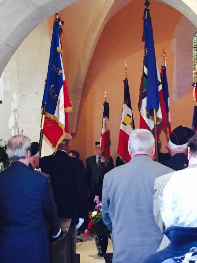 alainhoupert's tweet photo. #Lantilly, messe pour les martyrs du #maquis #Henri #Bourgogne. http://t.co/cuyjmFV1hM