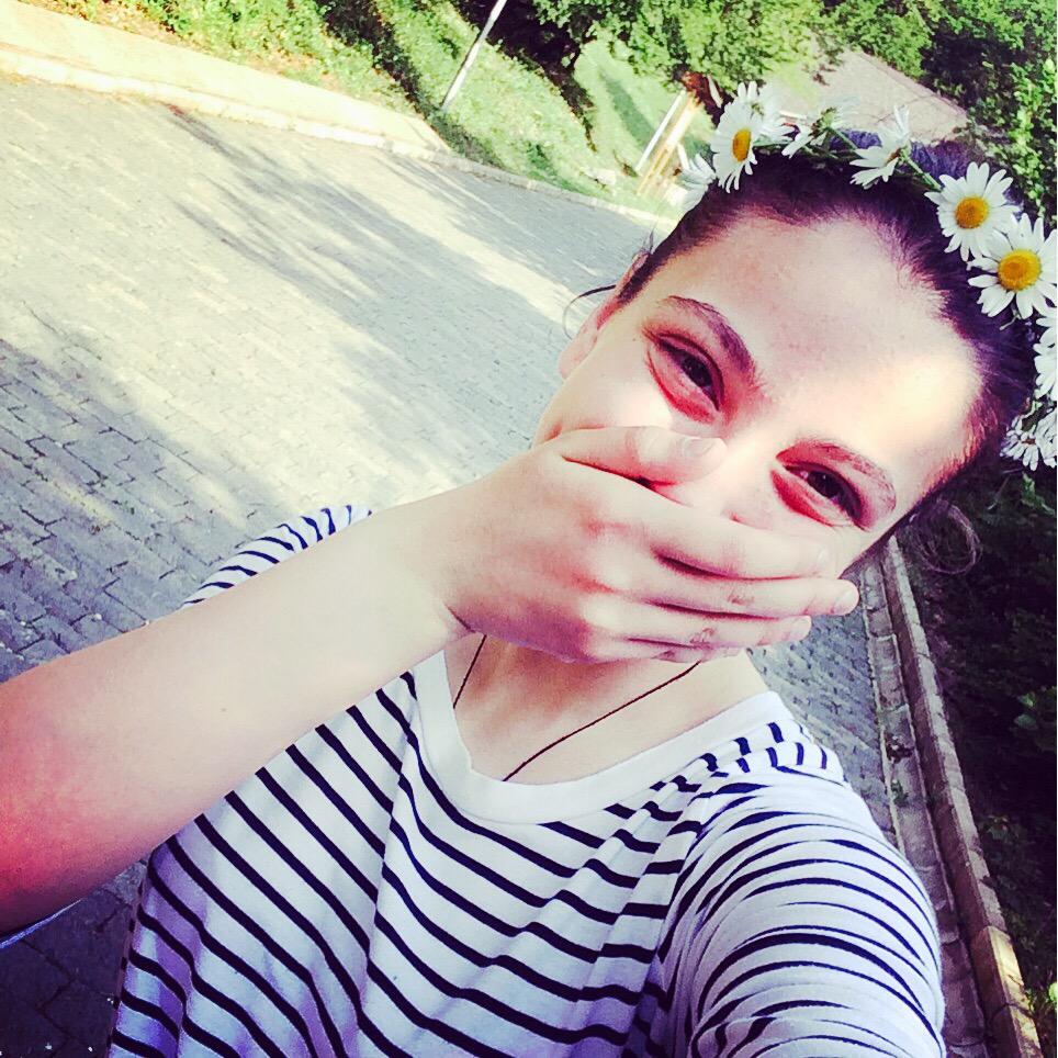NTevdo's tweet photo. Me 😌 http://t.co/9gI4IqOKsf