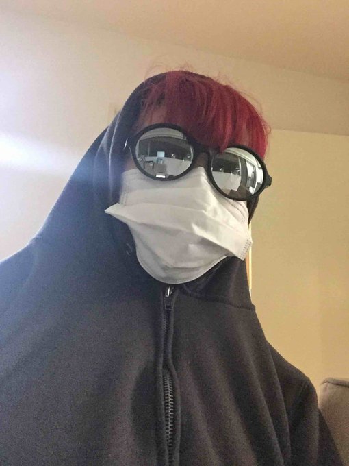 蚊トンボと戦っていた時の私。。 http://t.co/cmThd7e0Y1