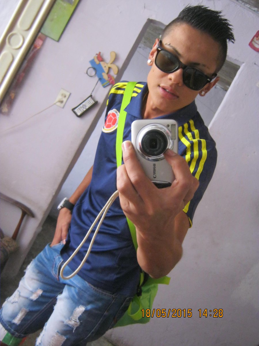 ChicoKilian's tweet photo. Asi :) Domingo ♥ http://t.co/iTGzuQeNnO