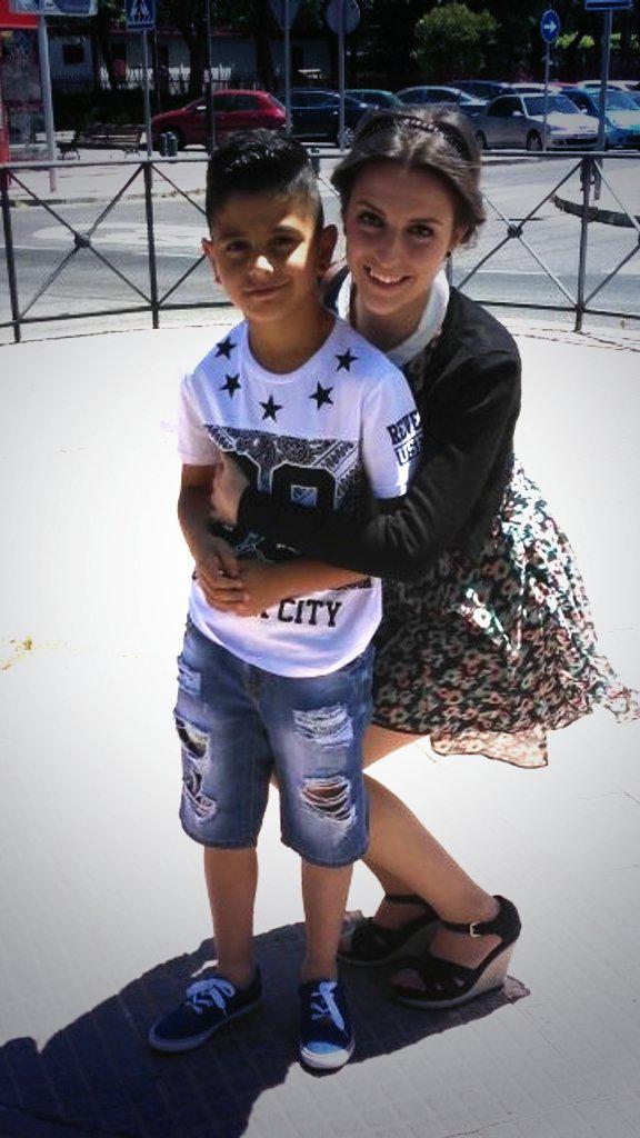 Jessi_Siles's tweet photo. Son los mejores!! Mis niños Mis chicas. @Nayara_barrull7 @noe_leganes http://t.co/MDB8fXY8qU