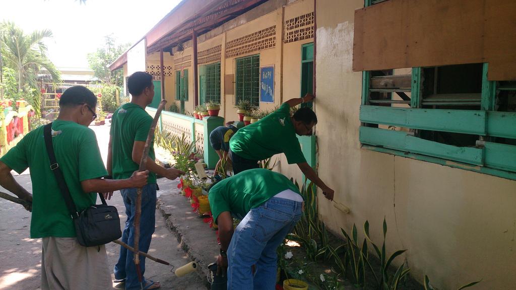 GLocquiao's tweet photo. #brigadaskwela lgu urd. City http://t.co/7Jo58MP2r2