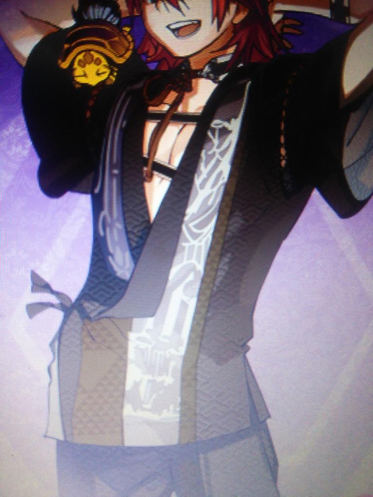 イケダ 浦島虎徹の内番衣装の甚兵衛 浦島虎徹の彫物柄になってたのか 今更気付いた 左側が浦島 右側が草倶利伽羅と蓮台の模様になってたんだこれ Http T Co Zefjq8fn0y Twitter